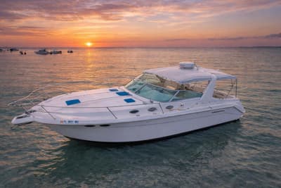 BOATZON | Sea Ray 370 Express Cruiser 1994