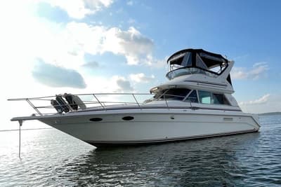 BOATZON | Sea Ray 370 Sedan Bridge 1994