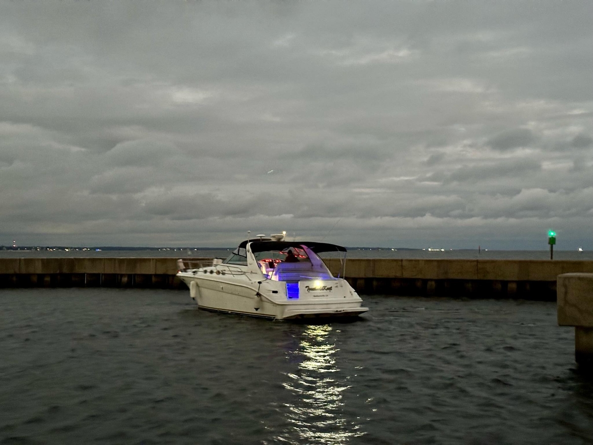 1997 Sea Ray 370 Sundancer - Sold Boat