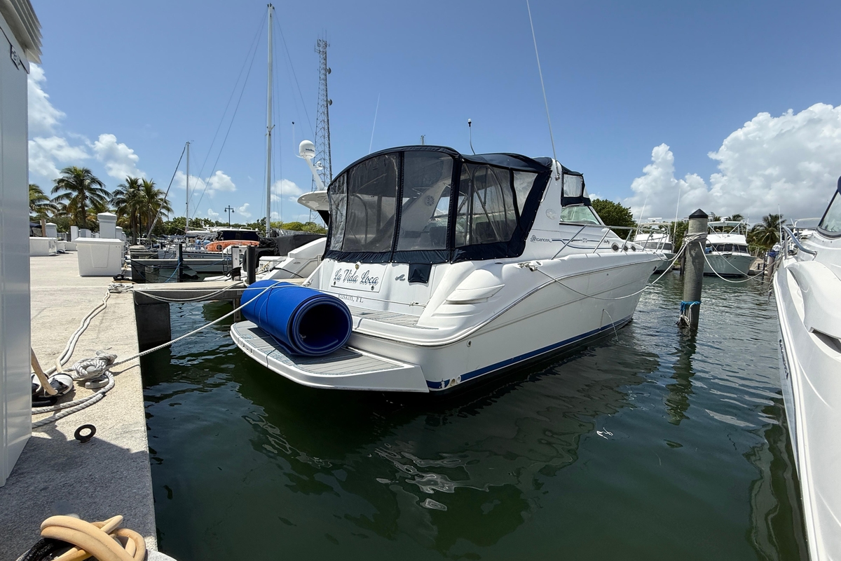 1998 Sea Ray 370 Sundancer - Sold Boat