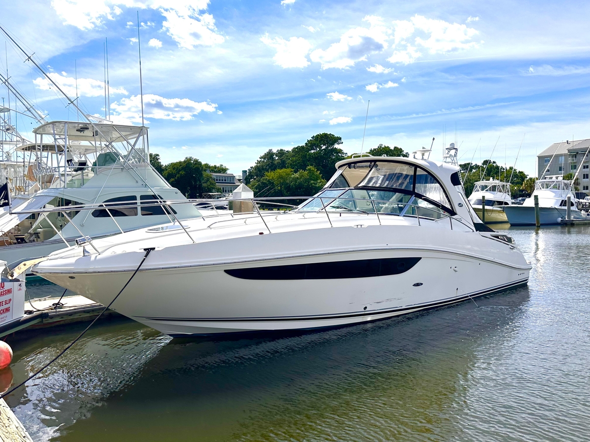 2014 Sea Ray 370 Sundancer - Sold Boat