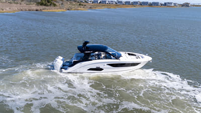BOATZON | Sea Ray 370 SUNDANCER OB 2025