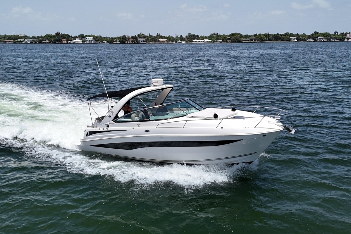 2015 Sea Ray 370 Venture - Sold Boat