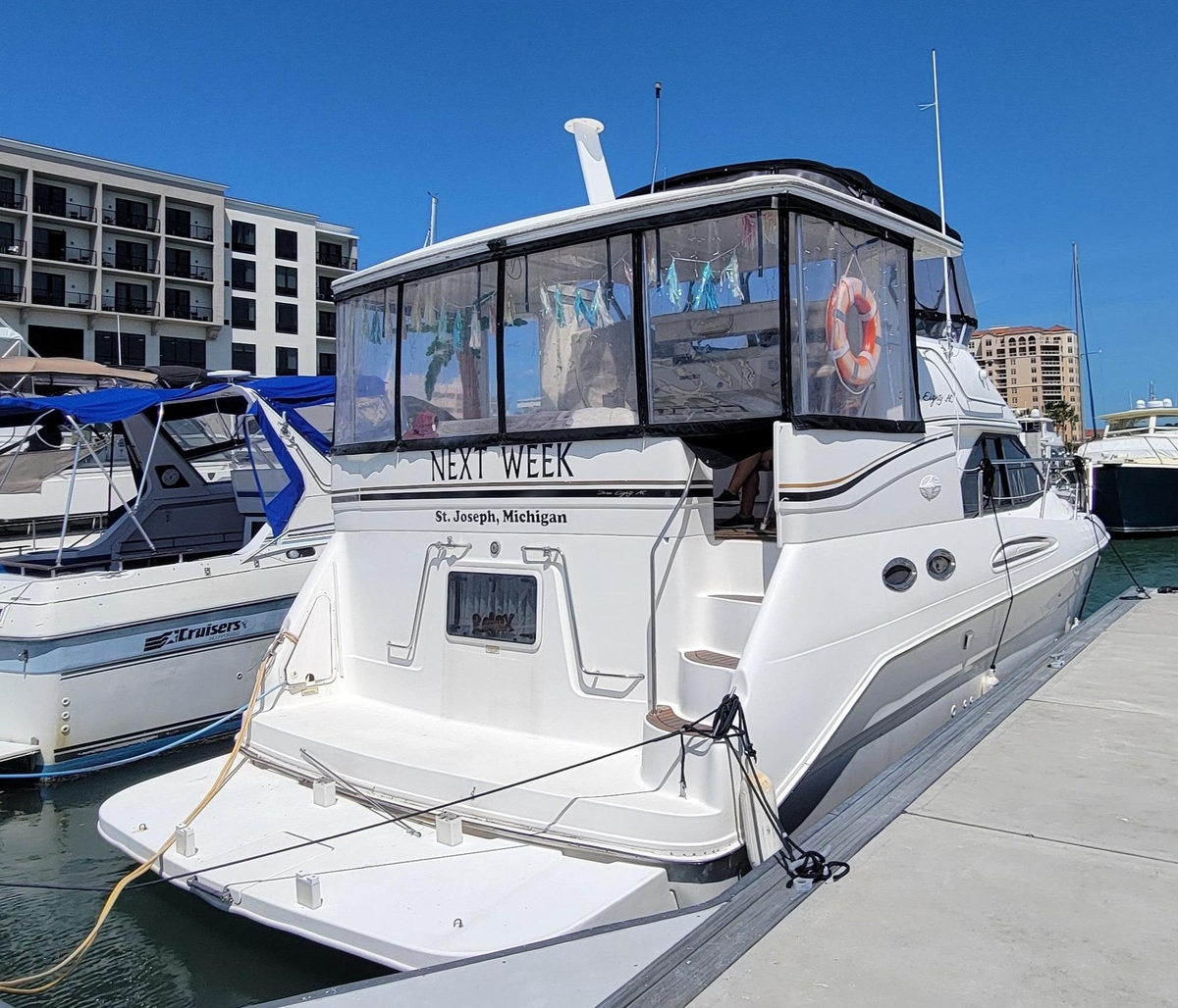 2000 Sea Ray 380 Aft Cabin - Sold Boat