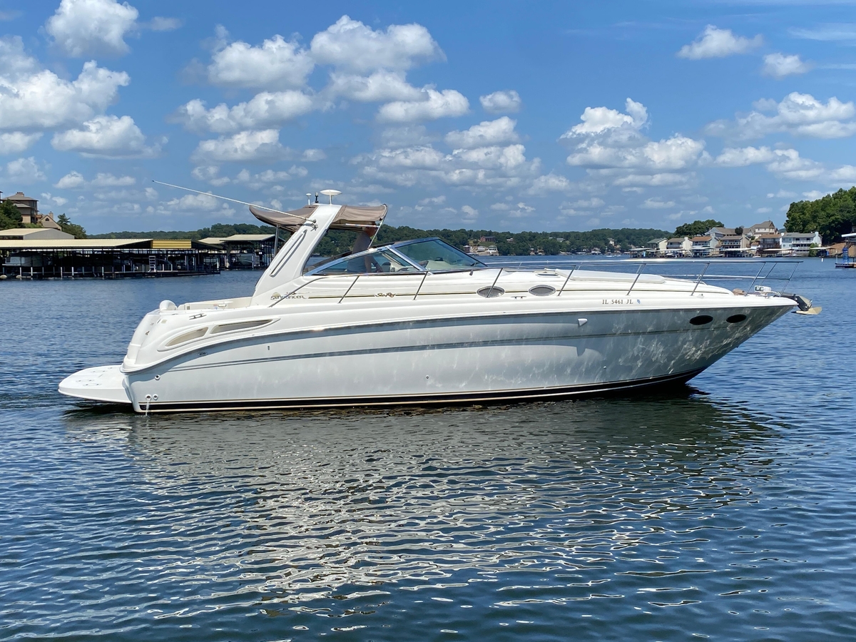 1999 Sea Ray 380 Sundancer - Sold Boat