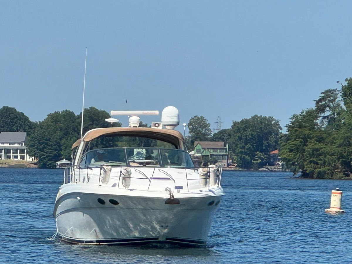 2001 Sea Ray 380 Sundancer - Sold Boat