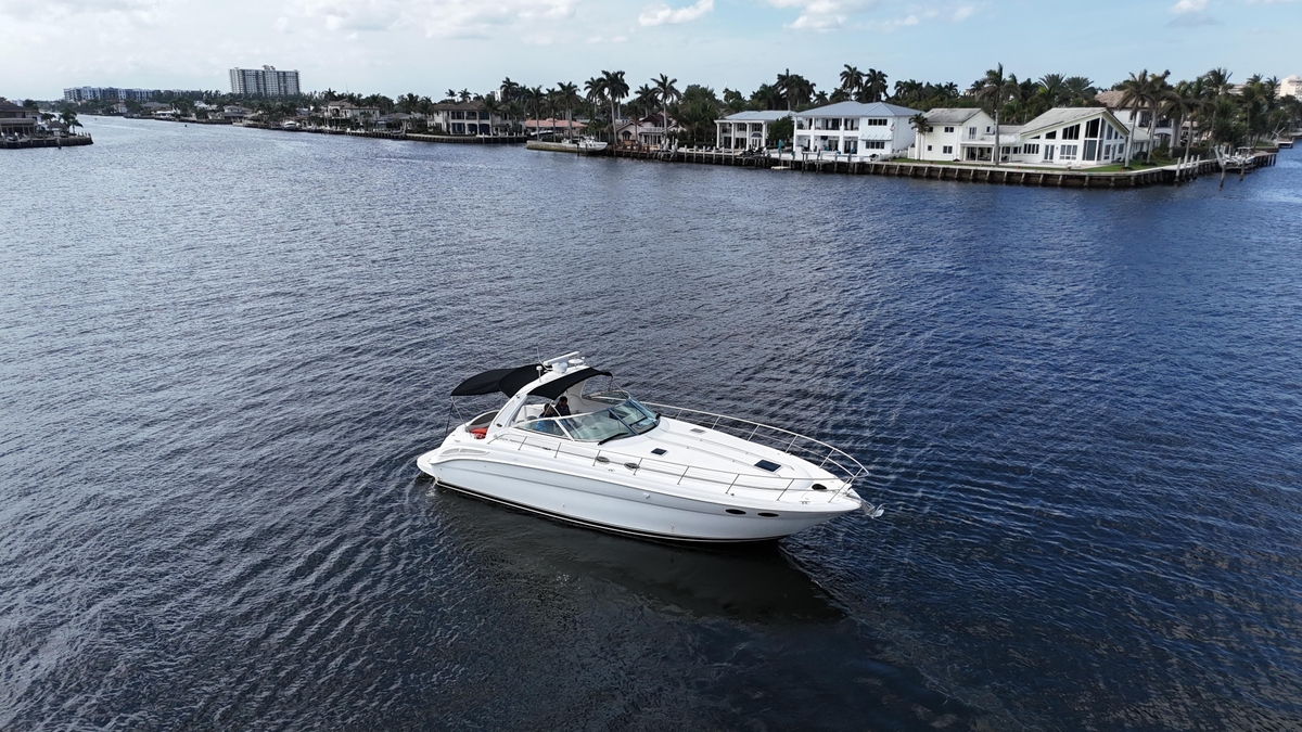 2001 Sea Ray 380 Sundancer - Sold Boat