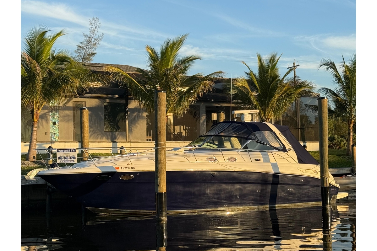 2004 Sea Ray 380 Sundancer - Sold Boat