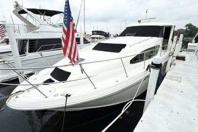 BOATZON | Sea Ray 390 Motor Yacht 2004