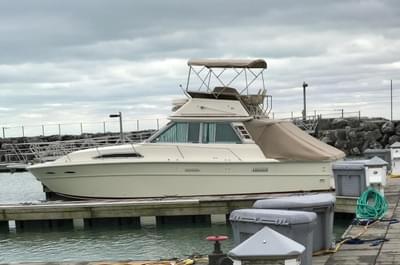 BOATZON | Sea Ray 390 Sedan Bridge 1983 BOATZON | Sea Ray 390 Sedan Bridge 1983