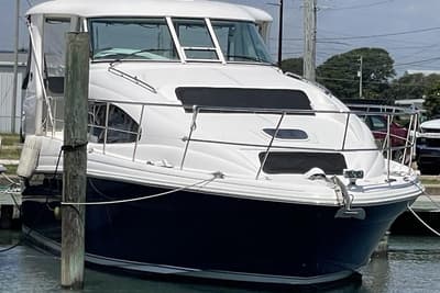 BOATZON | Sea Ray 40 Motor Yacht 2006
