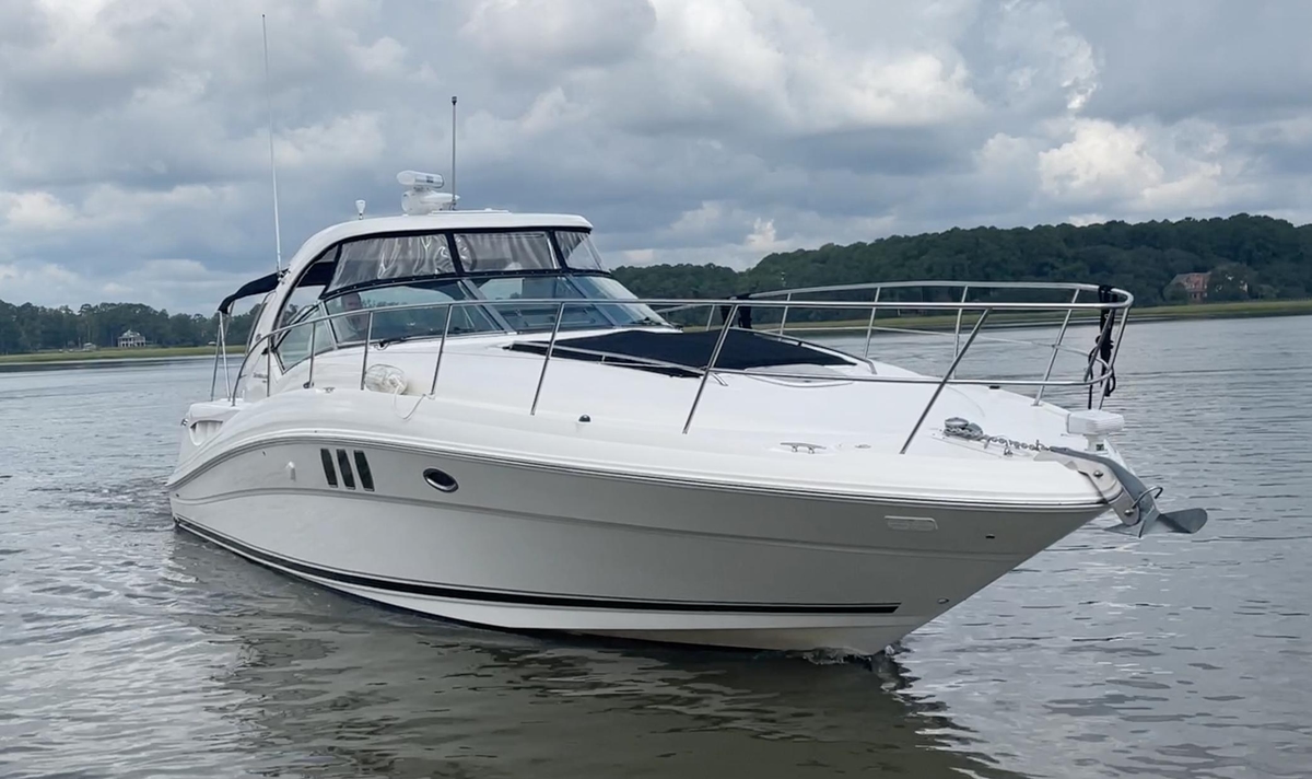 2009 Sea Ray 40 Sundancer - Sold Boat