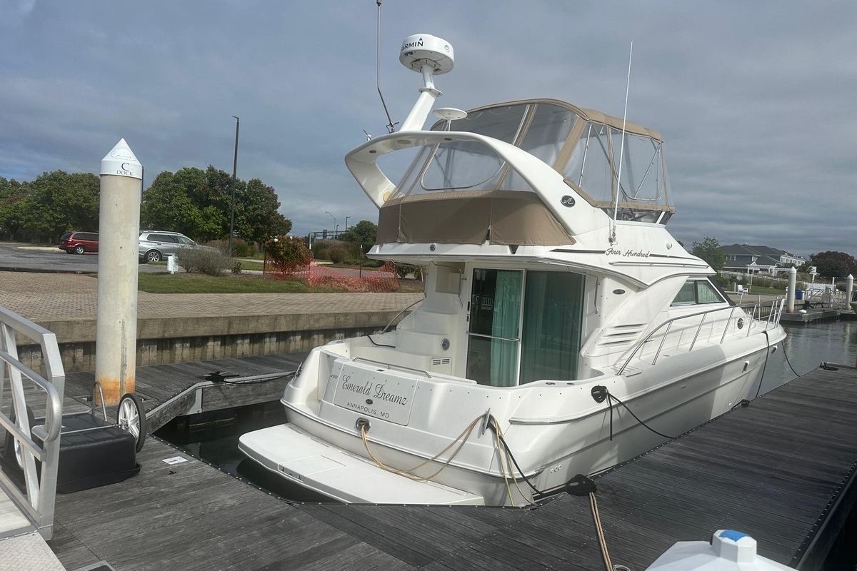 2001 Sea Ray 400 Sedan Bridge - Sold Boat
