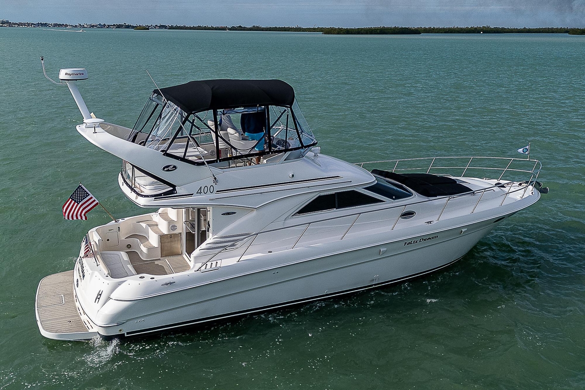 2001 Sea Ray 400 Sedan Bridge - Sold Boat