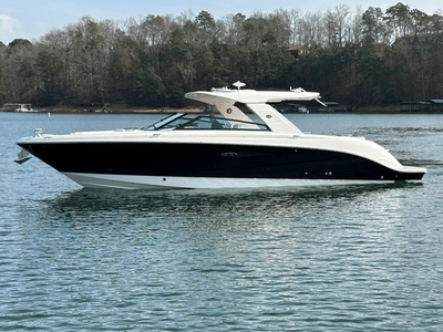 BOATZON | Sea Ray 400 SLX 2024