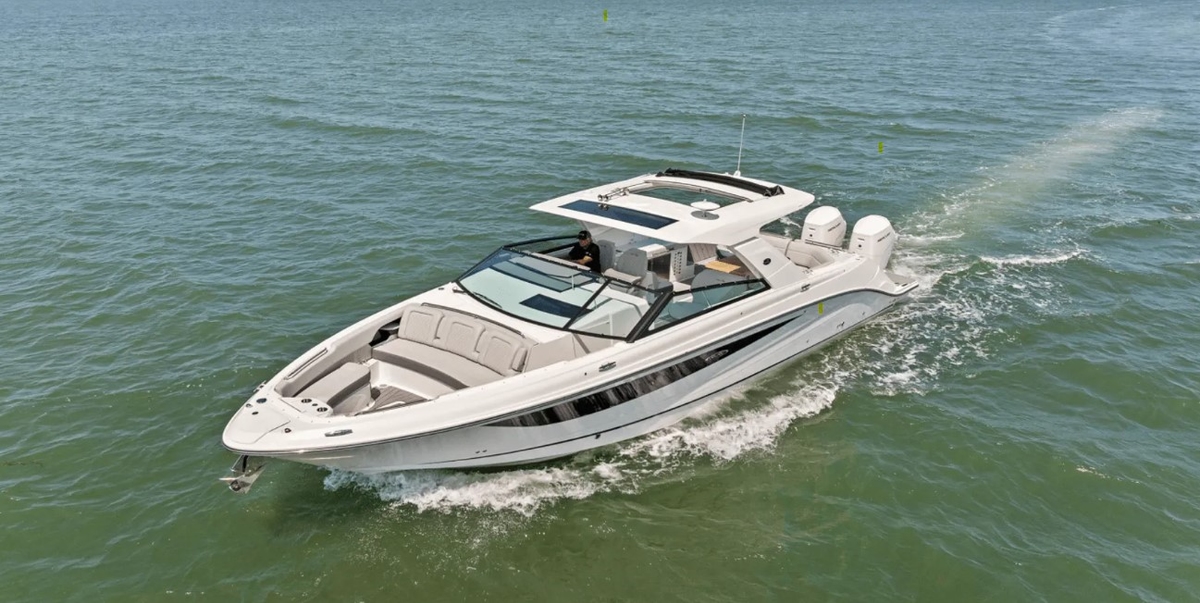 2020 Sea Ray 400 SLX OUTBOARD - Sold Boat