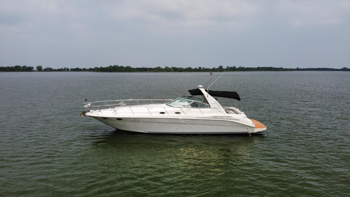 1997 Sea Ray 400 Sundancer - Sold Boat