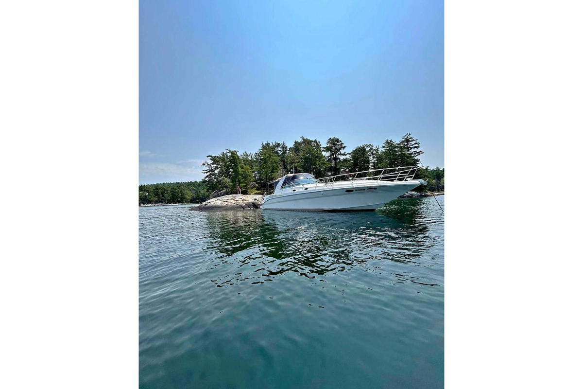 1999 Sea Ray 400 Sundancer - Sold Boat