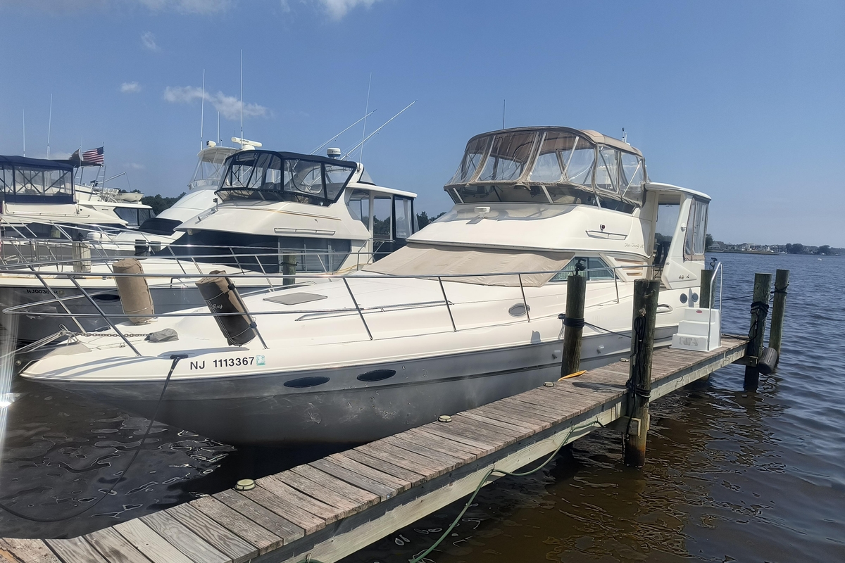1997 Sea Ray 420 Aft Cabin - Sold Boat