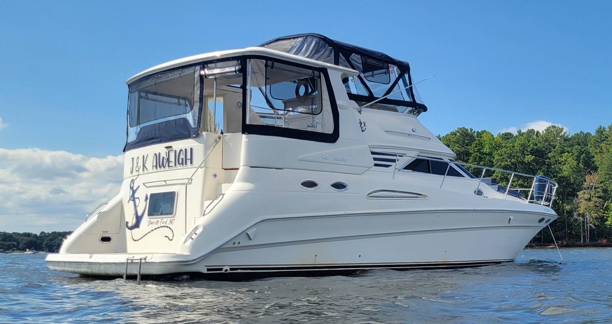 2000 Sea Ray 420 Aft Cabin - Sold Boat