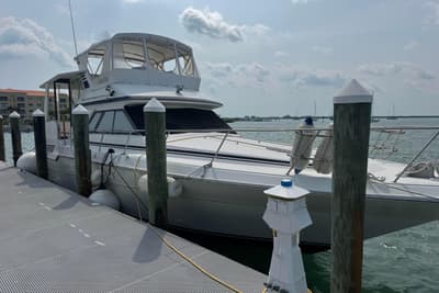 BOATZON | Sea Ray 440 Aft Cabin 1989