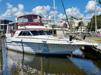 BOATZON | Sea Ray 440 Aft Cabin 1989