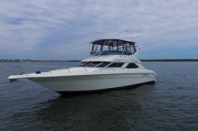 BOATZON | Sea Ray 440 Express Bridge 1993