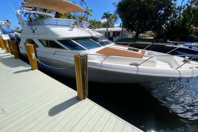 BOATZON | Sea Ray 440 Express Bridge 1994