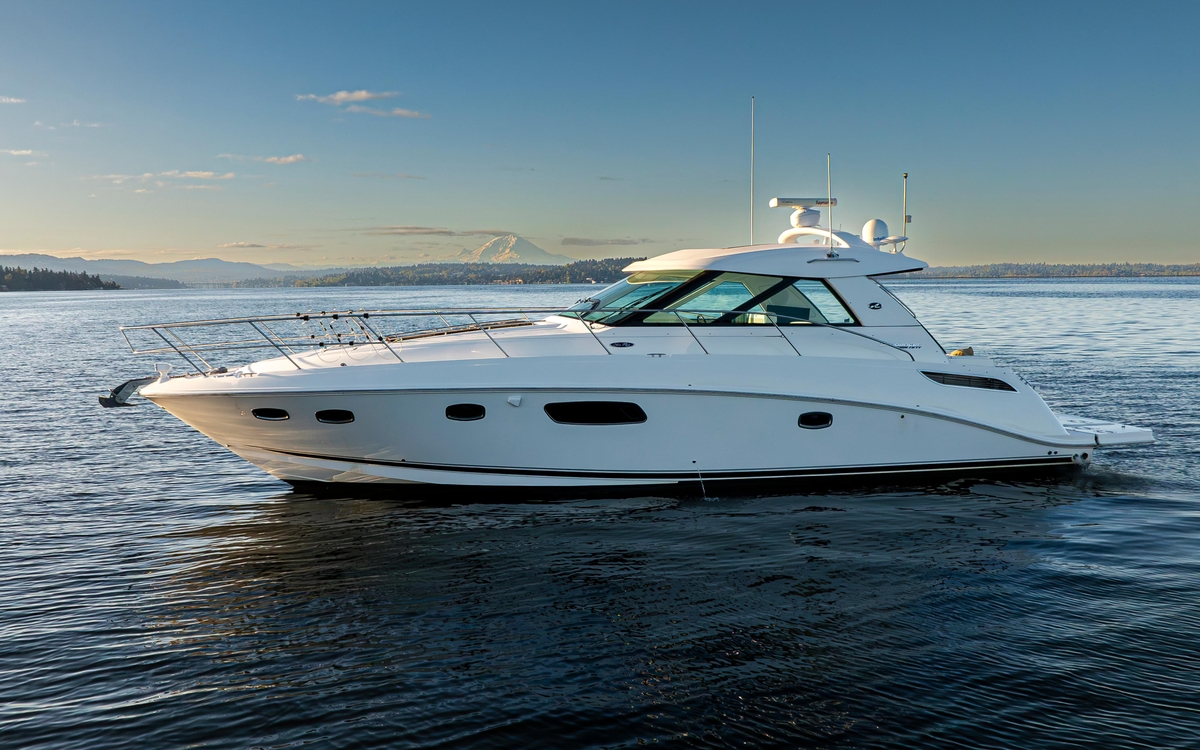 2010 Sea Ray 450 Sundancer - Sold Boat