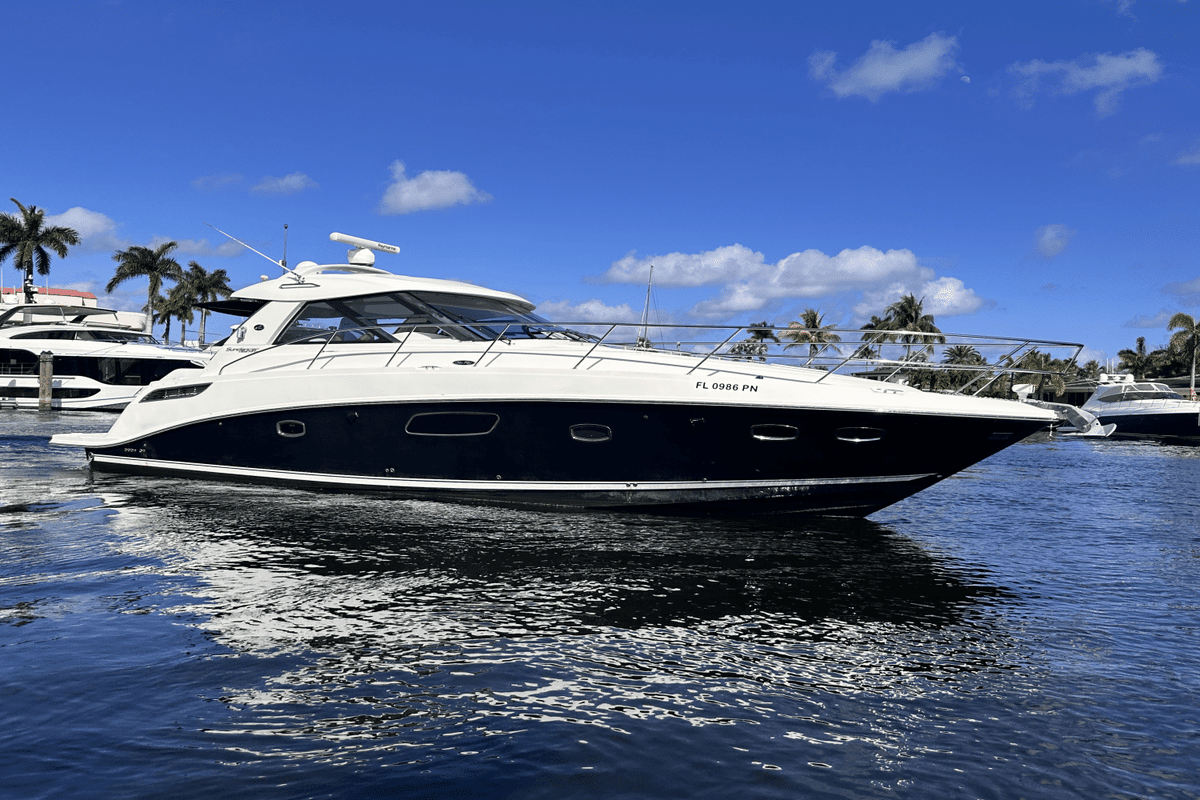 2011 Sea Ray 450 SUNDANCER - Sold Boat