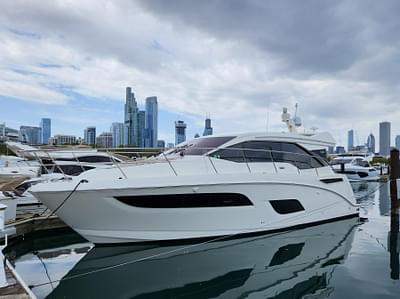 BOATZON | Sea Ray 460 Sundancer 2017