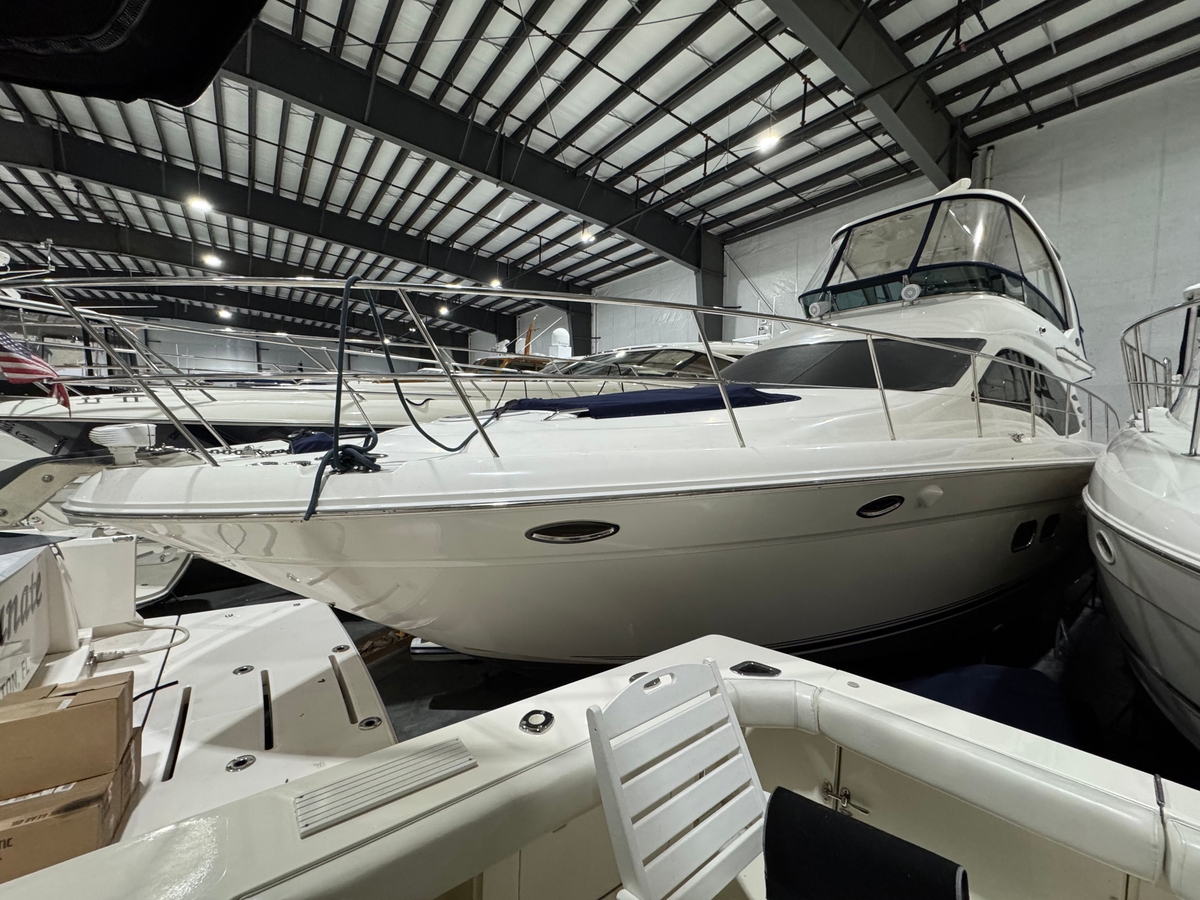 2005 Sea Ray 500 Sedan Bridge - Sold Boat