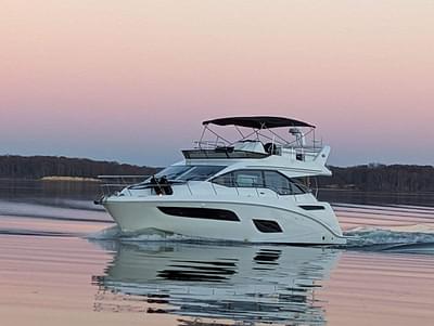 BOATZON | Sea Ray Fly 460 2017