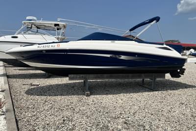 BOATZON | Sea Ray SDX 220 2017