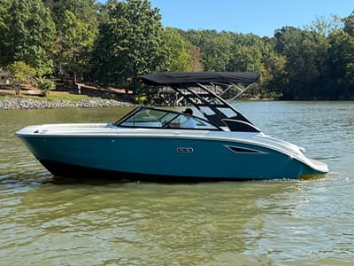 BOATZON | Sea Ray SDX 230 2026