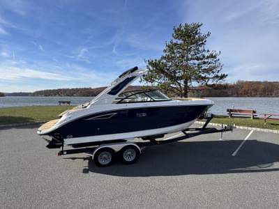 BOATZON | Sea Ray SDX 230 2026