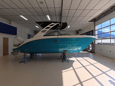 BOATZON | Sea Ray SDX 230 Outboard 2026