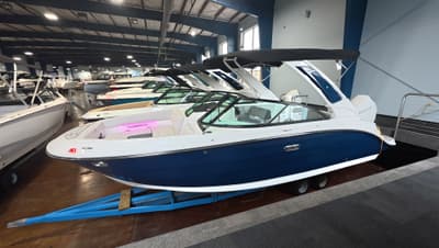 BOATZON | Sea Ray SDX 230 Outboard 2026
