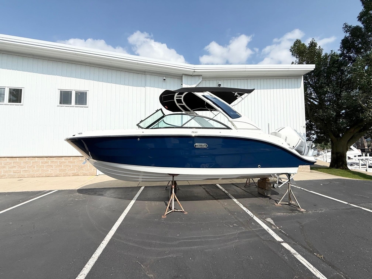 2026 Sea Ray SDX 230 Outboard - Sold Boat