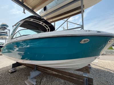 BOATZON | Sea Ray SDX 230 Outboard 2026