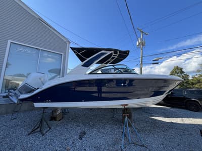 BOATZON | Sea Ray SDX 230 Outboard 2026