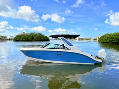 BOATZON | Sea Ray SDX 230 Outboard 2027