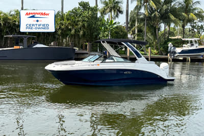 BOATZON | Sea Ray SDX 250 Outboard 2024