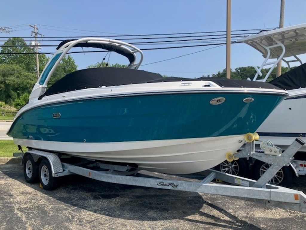 2025 Sea Ray SDX 250 Outboard - Sold Boat