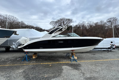 BOATZON | Sea Ray SDX 250 Outboard 2026