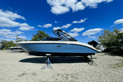 BOATZON | Sea Ray SDX 250 Outboard 2026