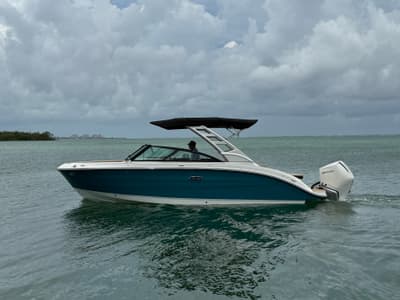 BOATZON | Sea Ray SDX 250 Outboard 2026