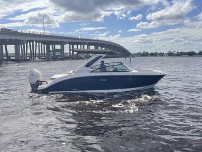 BOATZON | Sea Ray SDX 250 Outboard 2026