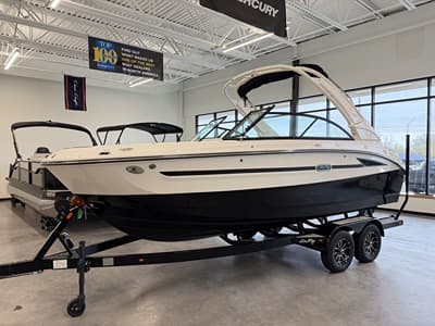 BOATZON | Sea Ray SDX 250 Surf 2026