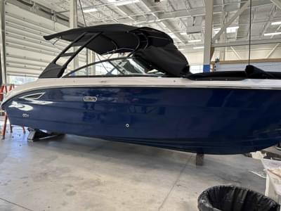BOATZON | Sea Ray SDX 270 2025